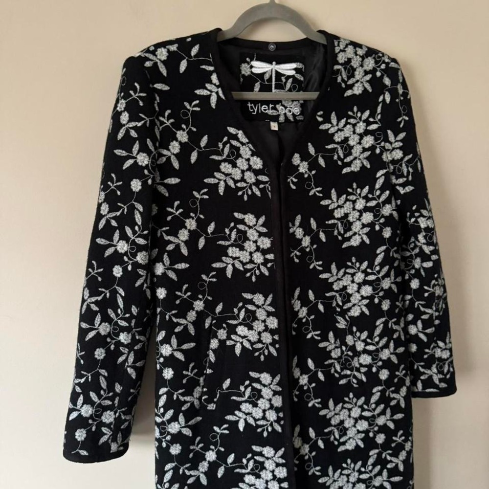 Tyler Böe Embroidered Floral Jacket Small - Picture 3 of 8